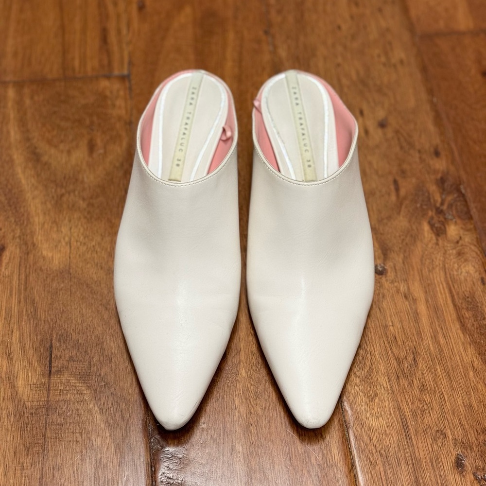White leather kitten heel/ size38